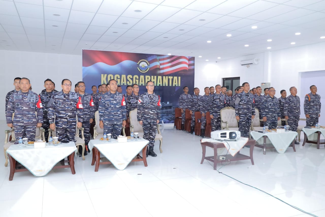 Pangkoarmada III Mengikuti Pembukaan Latihan Puncak Armada Jaya XLIII Tahun 2025