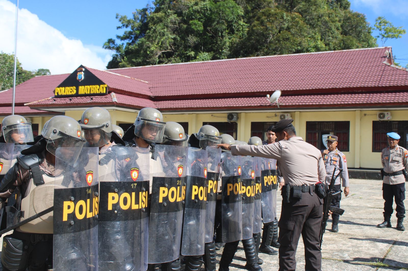 Polres Maybrat Gelar Latihan Dalmas, Perkuat Profesionalisme dan Disiplin Personel