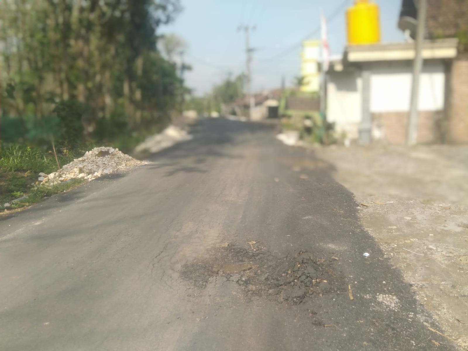 Baru Satu Pekan Selesai, Jalan Penghubung Durikedungjero–Mendungo Rusak Parah: Dugaan Proyek Asal Jadi Mengemuka
