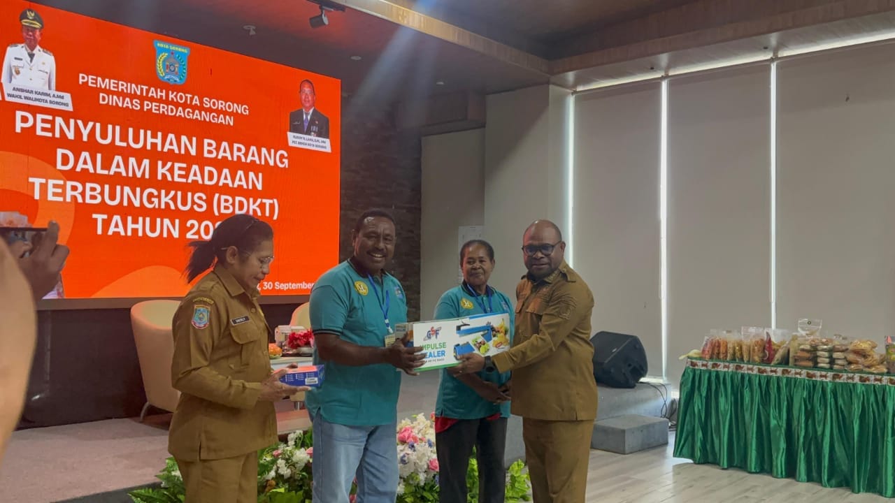Pemkot Sorong Genjot UMKM Mandiri dan Berdaya Saing Pemkot Sorong Genjot UMKM Mandiri dan Berdaya Saing