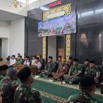 Doa Bersama Di Masjid Al Ikhlas Kodim 0808/Blitar Memperingati HUT Ke 80 TNI Tahun 2025