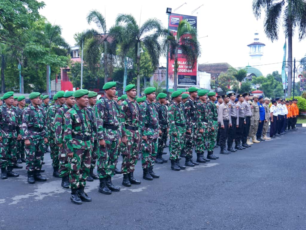 Dandim 0808/Blitar Hadiri Upacara Peringatan Hari Sumpah Pemuda Ke 97 Tahun 2025 Dandim 0808/Blitar Hadiri Upacara Peringatan Hari Sumpah Pemuda Ke 97 Tahun 2025