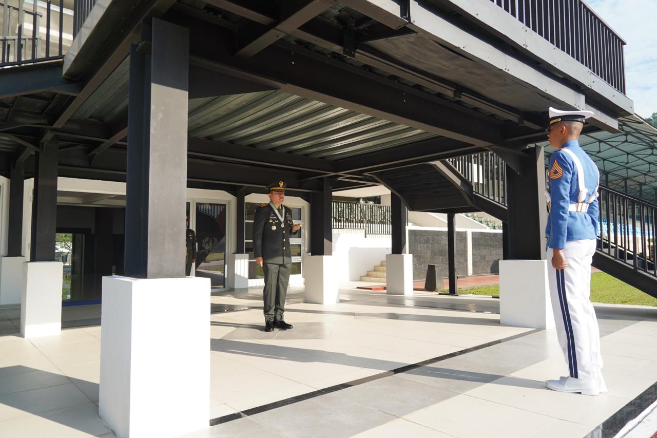 Gubernur Akmil Pimpin Upacara Hari Kesaktian Pancasila dan Korpsraport Kenaikan Pangkat Organik Akmil di Lapangan Sapta Marga