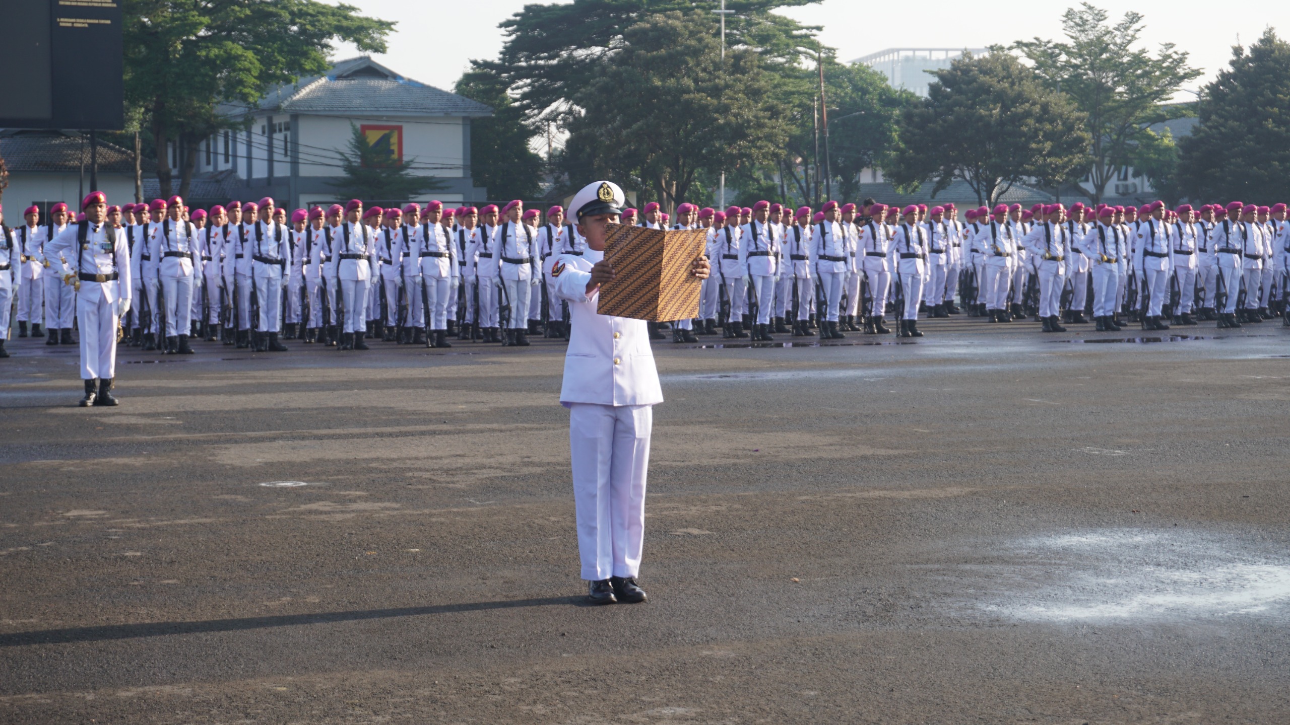 Penuh Khidmat, Prajurit Yonif 2 Marinir Ikuti Upacara Hari Kesaktian Pancasila
