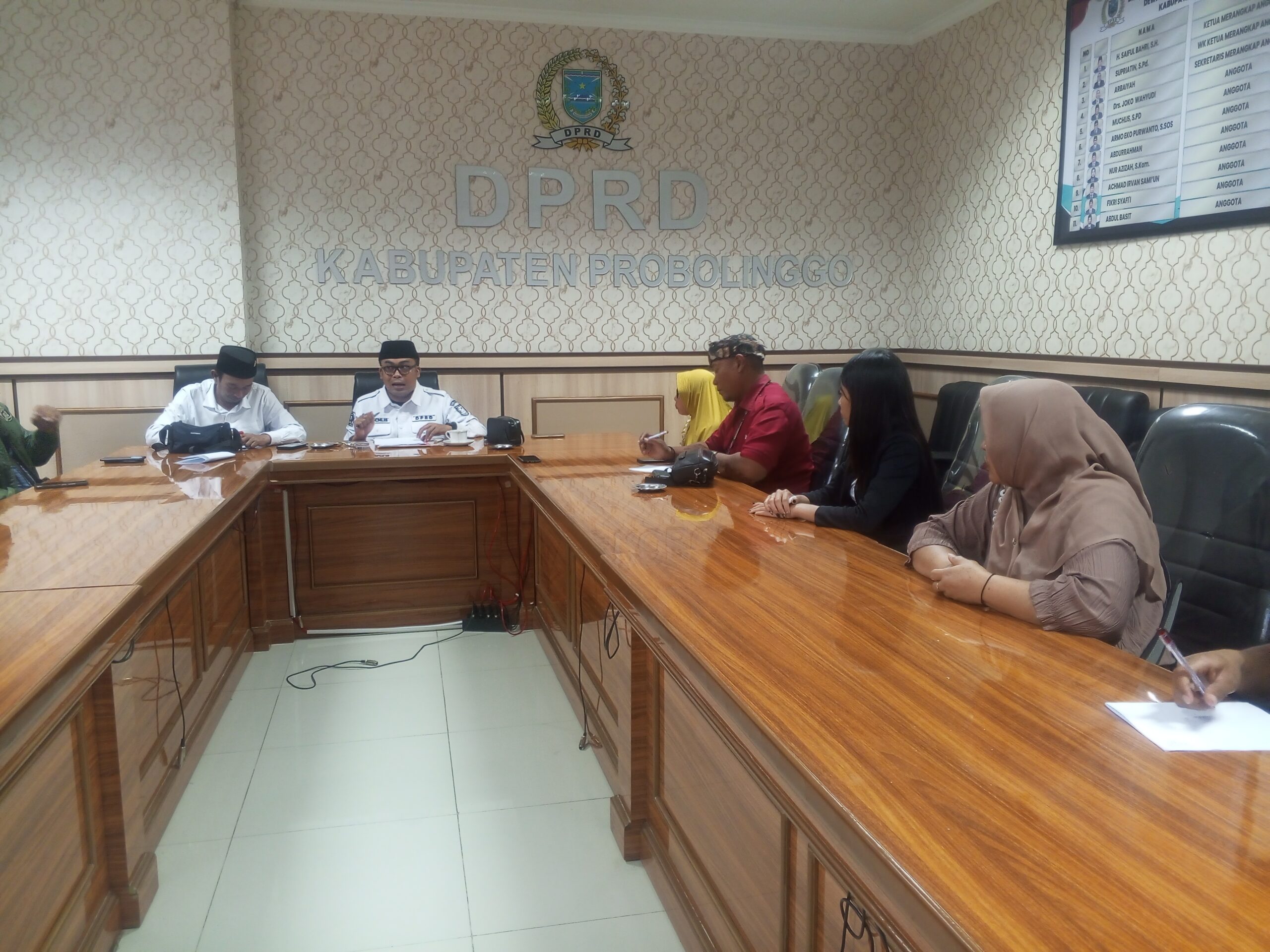 Komisi I DPRD Probolinggo Pastikan Kasus Suarni Sapikerep Akan Ada Kepastian Hukum Komisi I DPRD Probolinggo Pastikan Kasus Suarni Sapikerep Akan Ada Kepastian Hukum