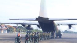 Lanud Sultan Hasanuddin Dukung Latihan Penerjunan Dasar Para Kostrad