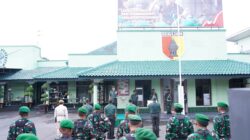 Pimpin Upacara Bendera 17-an. Komandan Kodim 0808/Blitar Bacakan Amanat KASAD