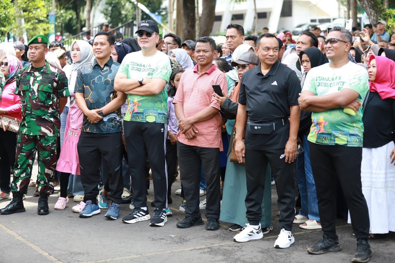 Semarak HUT ke-68 Gubernur Akmil Lepas Lomba Tidar Cross Country 2025