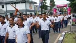 Penuh Semangat, Prajurit Yonif 2 Marinir Ikut Meriahkan Olahraga Bersama Kasal Dalam Rangka HUT Marinir ke-80