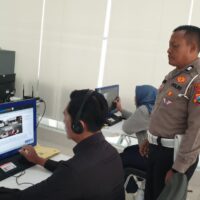 Program POLANTAS MENYAPA Mengubah Cara Warga Memandang Polisi