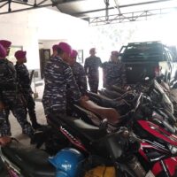 Cek Kerapihan dan Ketertiban Lingkungan, Yonif 2 Marinir Laksanakan Ronda Penutup