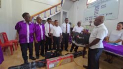 Salurkan Bantuan Presiden Peralatan Multimedia untuk Perkuat Pelayanan Ibadah di Kabupaten Maybrat