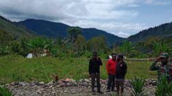 Babinsa Koramil 1714-01/Mulia Mendukung Program Nasional, Percepatan Pembangunan KDKMP