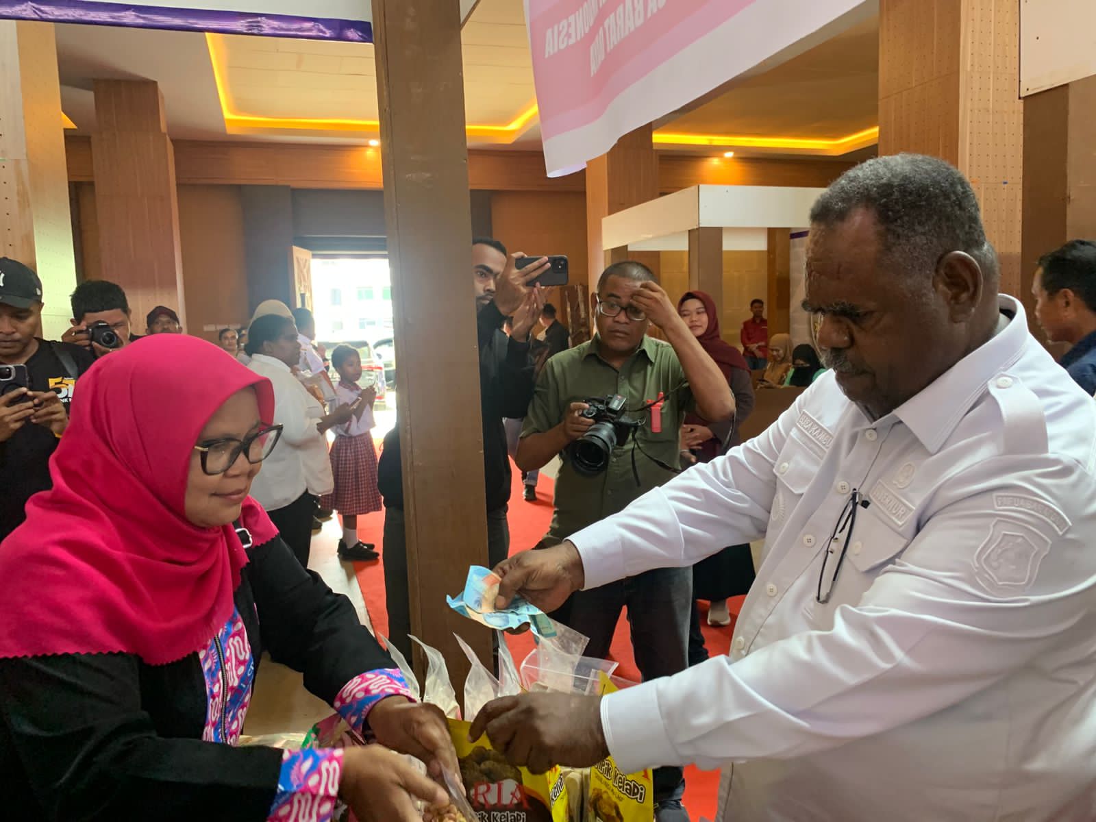 PBD Mantapkan Diri sebagai Pusat Pertumbuhan Ekonomi Timur Indonesia Lewat Investment Year 2025 PBD Mantapkan Diri sebagai Pusat Pertumbuhan Ekonomi Timur Indonesia Lewat Investment Year 2025