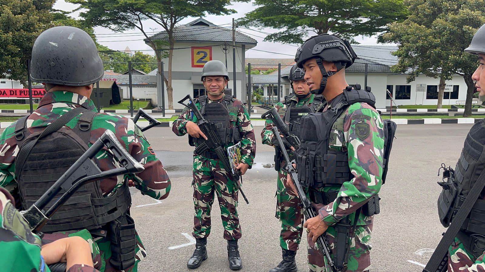 Cek Kesiapan Tempur, Komandan Batalyon Infanteri 2 Marinir Pimpin Apel Organik