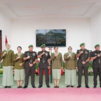 Sertijab Digelar Khidmat, Letkol Inf Redi Dwi Yuda Kurniawan Resmi Jabat Dandim 1710/Mimika