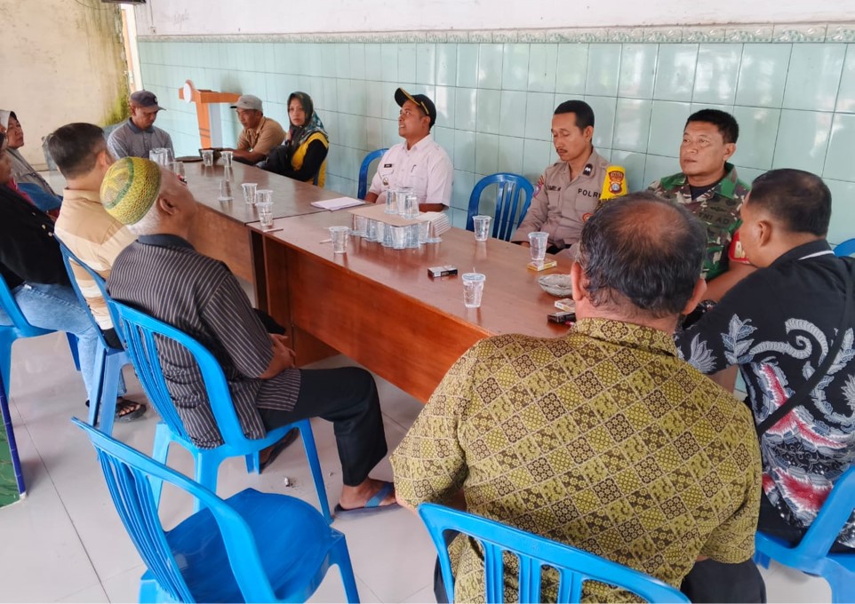 Melalui Komsos, Babinsa Dawuhan Ajak Para Pemuda Jauhi Narkoba