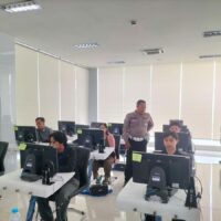 Saat Polisi Hadir Bukan untuk Menilang, Tapi Mendengarkan