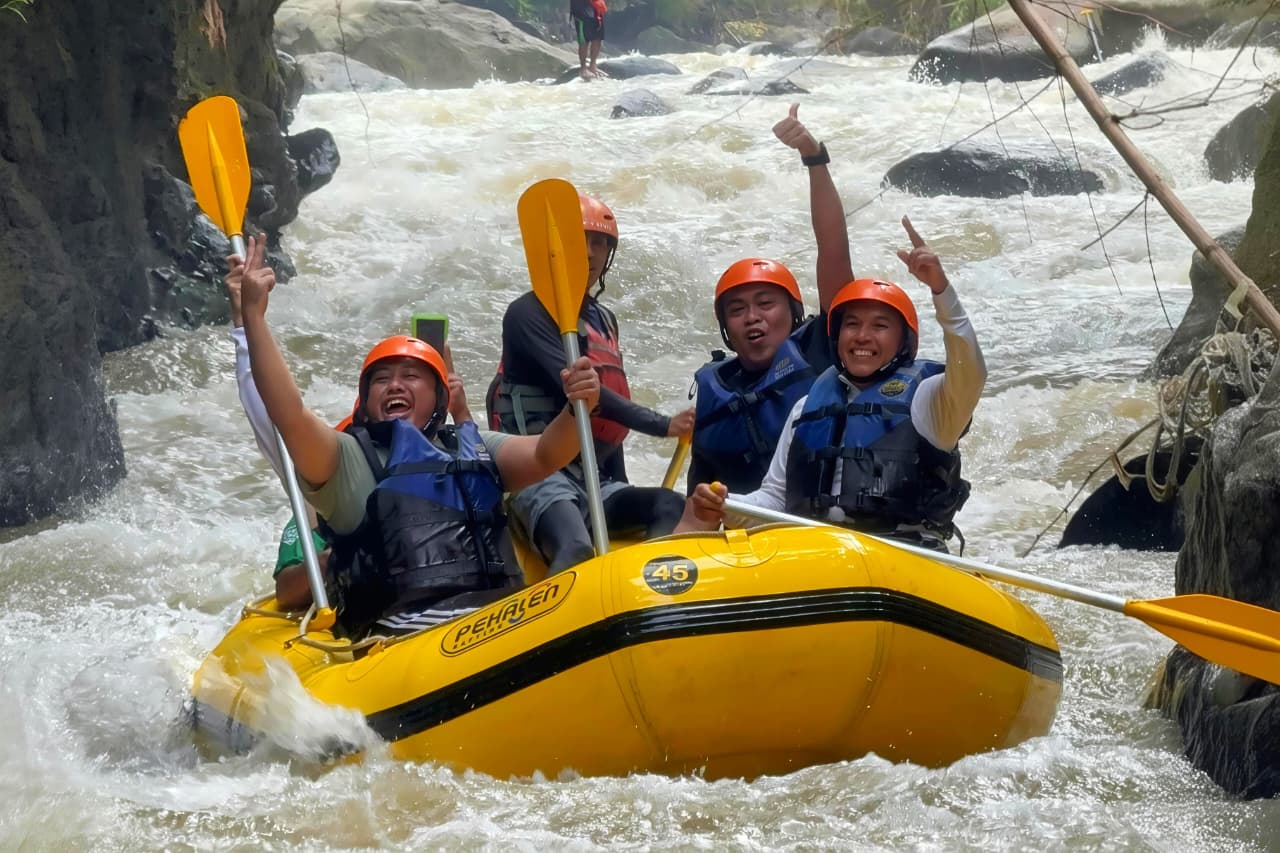 Uji Nyali di Sungai Pekalen, PKB–PPP Tunjukkan Ketangguhan di Derasnya Politik