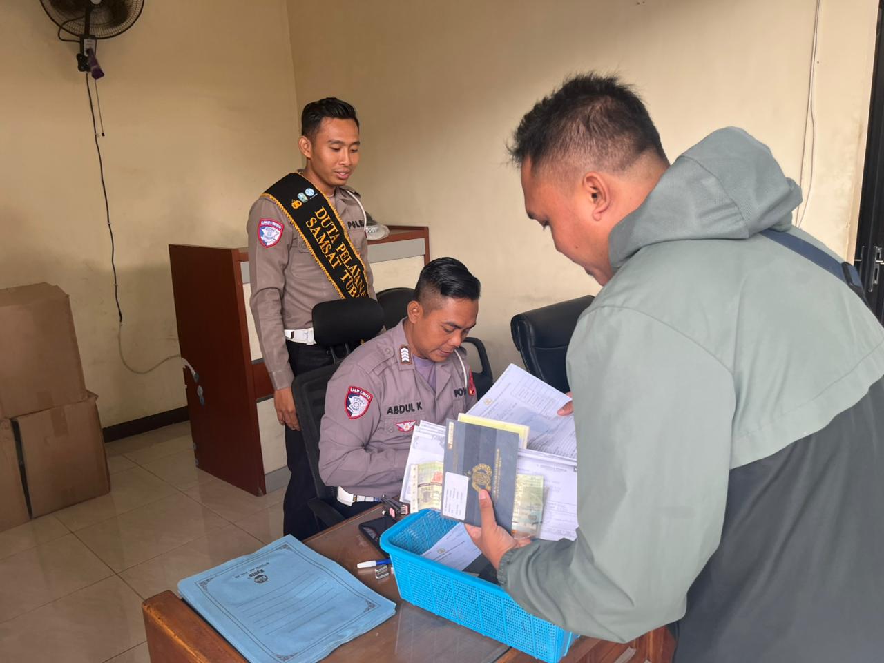 Satlantas Tuban Ubah Pendekatan, Utamakan Edukasi dan Dialog Satlantas Tuban Ubah Pendekatan, Utamakan Edukasi dan Dialog