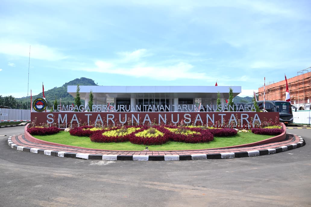 Panglima TNI Dampingi Presiden RI Resmikan SMA Taruna Nusantara Kampus Malang