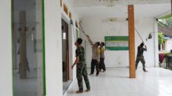 Sinergitas Satgas TMMD Ke 127 Kodim 0808/Blitar Dan Warga, Kerja Bakti Bersihkan Masjid Darul Muna Jelang Ramadhan