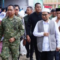 Panglima TNI Silaturahmi Awal Ramadhan Bersama Ustadz Adi Hidayat di Pangandaran