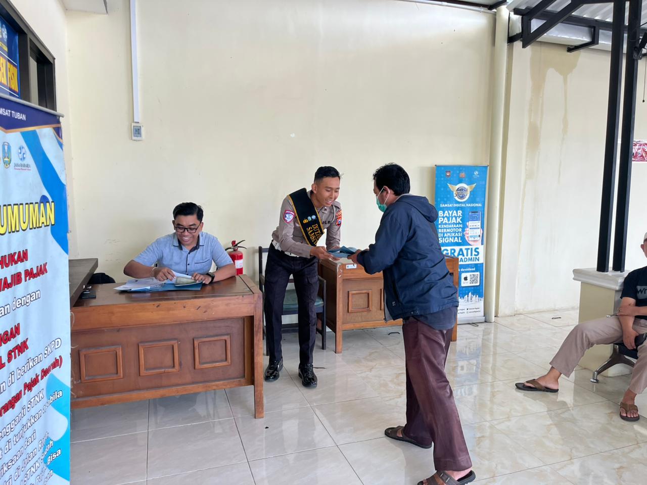 Polres Tuban Sosialisasikan Layanan Kendaraan di Ruang Publik