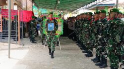 Upacara Militer Iringi Pemakaman Sertu Arifin Cepa yang Gugur dalam Tugas