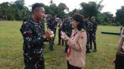 Hangatnya Kebersamaan Anggota Satgas TMMD dan Warga Usai Upacara 17-an