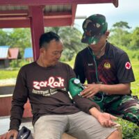 Di Balik Pembangunan, Ada Kepedulian Kesehatan dari Satgas TMMD