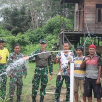 Dansatgas TMMD Wiltas Ke-127 Tinjau Lokasi TMAB dan MCK di Kampung Tering Lama