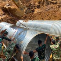 Satgas Gulbencal Kodam I/BB Tuntaskan Jembatan Armco Kedua, Percepat Pemulihan Akses Warga Pascabencana