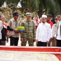 Wujud Solidaritas Kebangsaan, TNI Bersama UAH Care Bangun Harapan Pasca Bencana Aceh