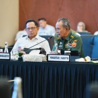 Wakil Ketua 1 Satgas PRR: TNI Terus Menunjukkan Komitmen Aktif dan Berkelanjutan Dalam Setiap Tahapan Penanganan Bencana