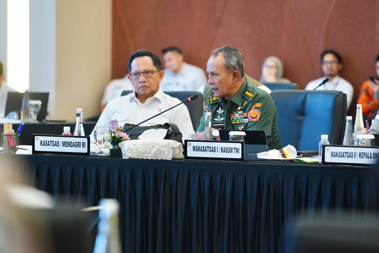 Wakil Ketua 1 Satgas PRR: TNI Terus Menunjukkan Komitmen Aktif dan Berkelanjutan Dalam Setiap Tahapan Penanganan Bencana
