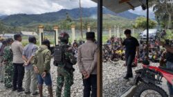 Koramil 1714-01/Ilu Kawal Aksi Demo Damai Masyarakat Distrik Ilu (20 Kampung) di Kabupaten Puncak Jaya