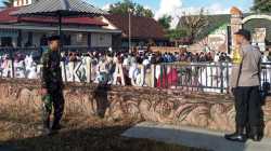 Babinsa Kodim 0808/Blitar Amankan Sholat Idul Fitri, Wujudkan Ibadah Aman Dan Khusyuk