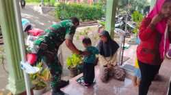 Peran Aktif Babinsa Sumberkembar Dampingi Posyandu, Dukung Pencegahan Stunting