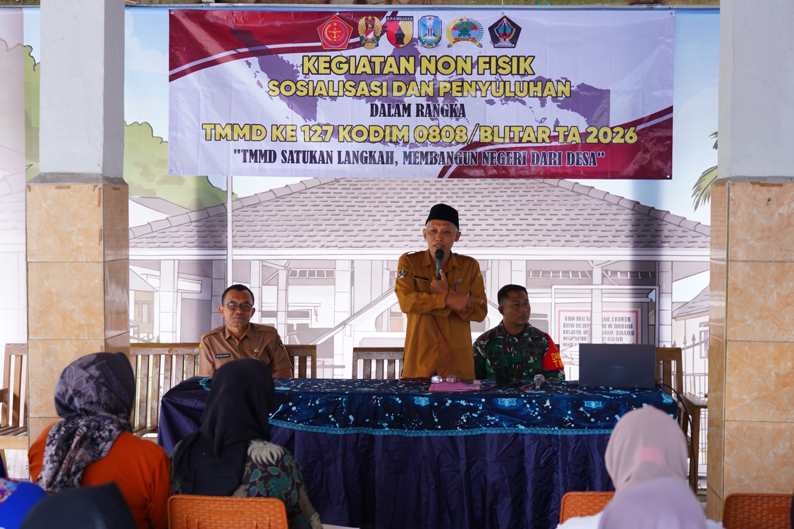 Atasi Stunting Di Desa Krisik, Satgas TMMD Ke 127 Kodim 0808/Blitar Gelar Pendampingan Dan Penyuluhan Kesehatan Atasi Stunting Di Desa Krisik, Satgas TMMD Ke 127 Kodim 0808/Blitar Gelar Pendampingan Dan Penyuluhan Kesehatan