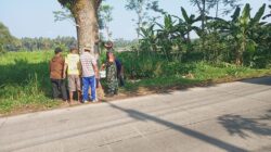 Babinsa Ngoran Bersama Warga Gelar Kerja Bakti, Ciptakan Lingkungan Bersih Dan Aman