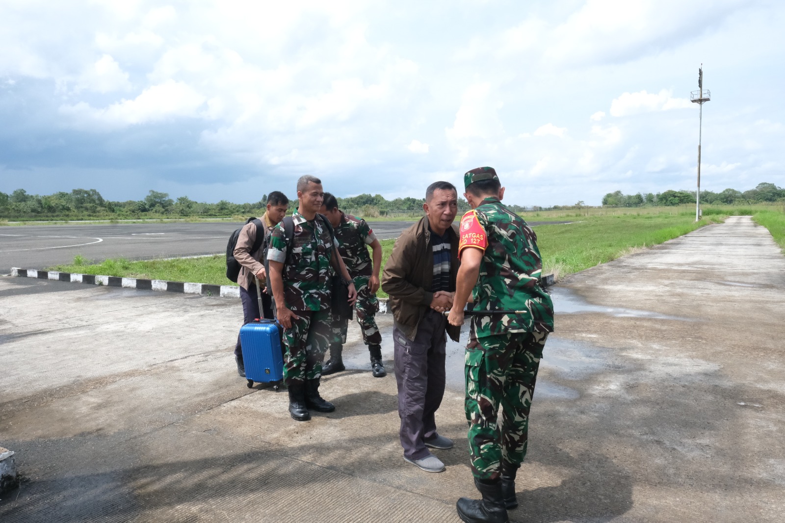 Dansatgas TMMD Wiltas Ke-127 Sambut Kedatangan Tim Wasev di Kubar