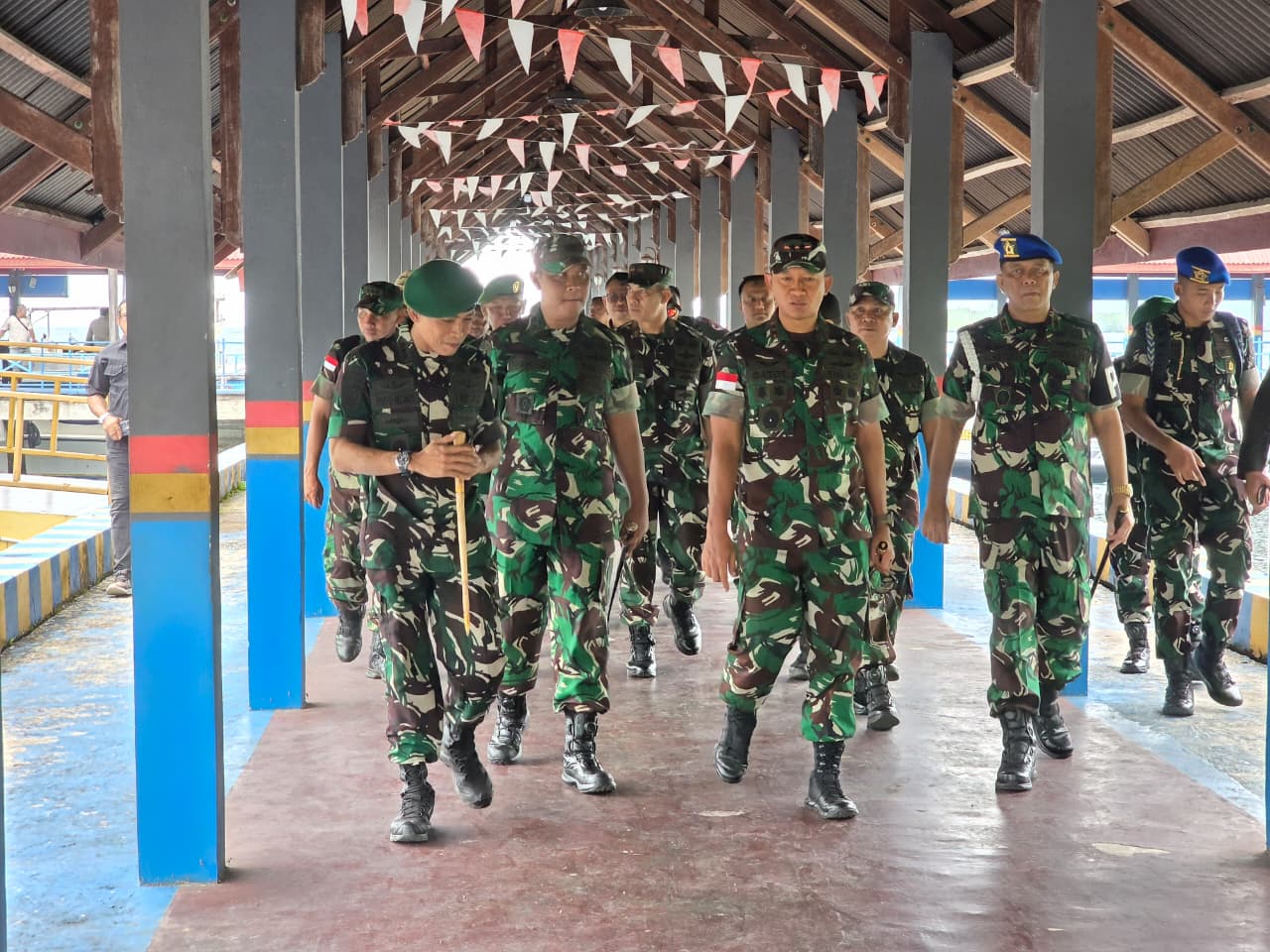 Dandim 1505/Tidore Sambut Kunjungan Kerja Pangdam XV/Pattimura Dandim 1505/Tidore Sambut Kunjungan Kerja Pangdam XV/Pattimura