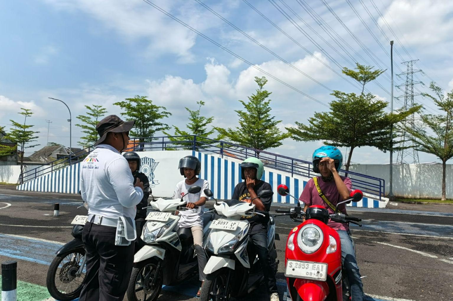 Satlantas Polres Tuban Perluas Jangkauan Pelayanan Lewat Program Polantas Menyapa