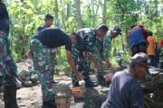 Sinergi TNI Bangun Tanggul Penahan Tanah TPT, Hari Pertama TMMD ke-128 di Desa Brabe Dimulai