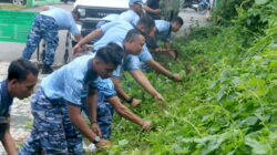 Sinergi TNI-Polri dan Masyarakat Peringati HUT ke-80 TNI AU, Lanud Sjamsudin Noor Gelar Karya Bakti di Pasar Ulin Raya Banjarbaru