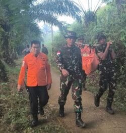TNI Kerahkan Ratusan Personel dan Dukungan Udara Berhasil Evakuasi Korban Helikopter Airbus H130 di Sekadau