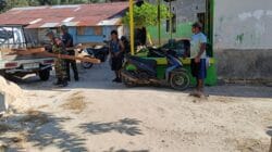 Wujud Kepedulian TNI, Satgas TMMD Ke-128 Kodim 0908/Bontang Mulai Pemasangan Batako MCK di Ponpes DDI Marangkayu