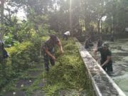 Babinsa Ngadirejo Bersama Warga Gelar Kerja Bakti di Wisata Rohani Goa Maria Sendang Rejo