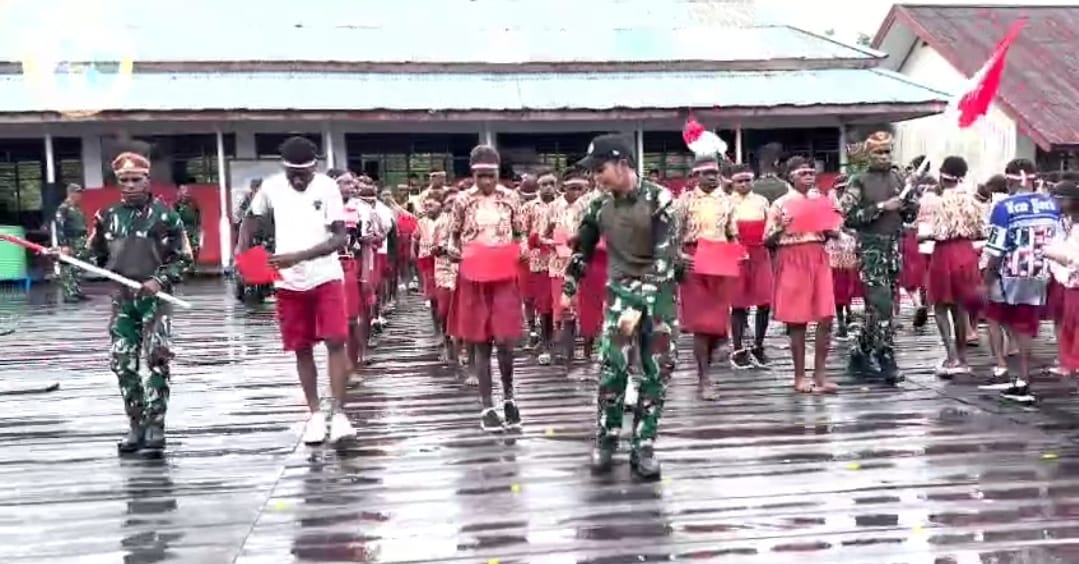 Koops TNI Habema Gelar Bhakti Pertiwi Hardiknas 2026 di SDN 1 Pomako